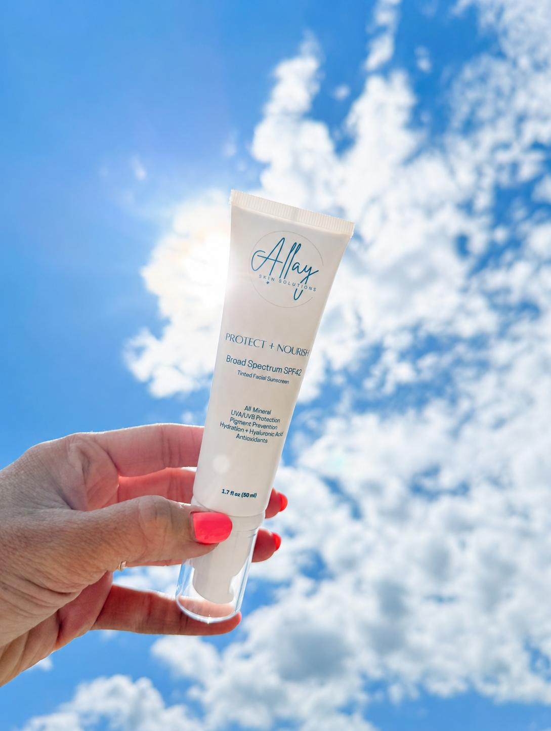 How to Repair Your Skin Barrier (+ Signs It's Damaged)